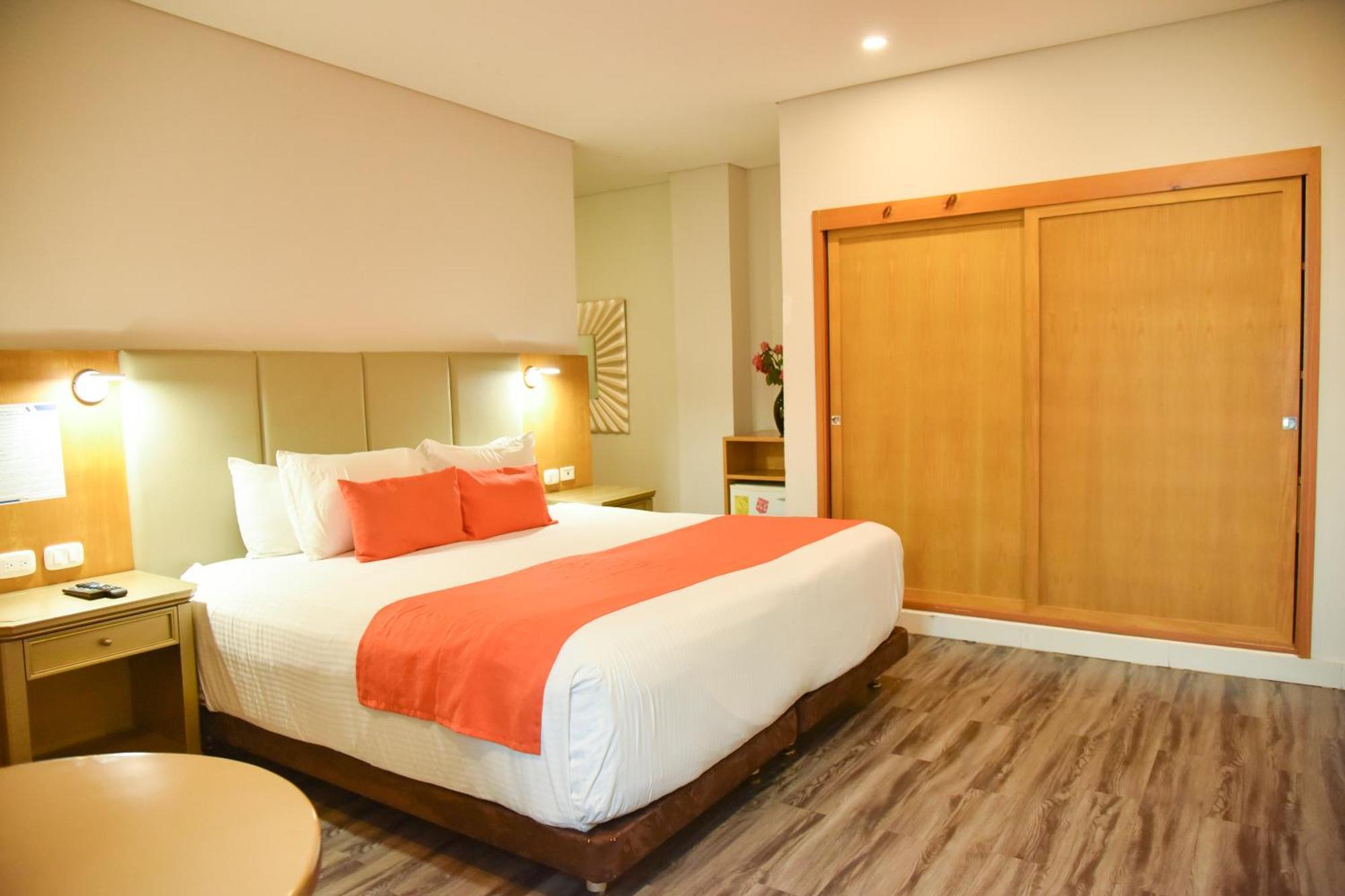 Hotel American Golf Barranquilla  Ngoại thất bức ảnh